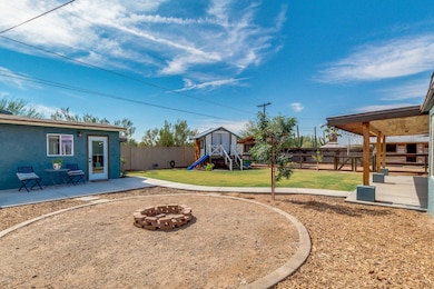 BACK YARD FIREPIT