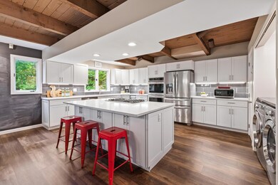 989 Noe Bixby Rd, Columbus, OH 43213 - photo 4