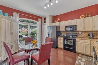 140 Therese St, Davenport, FL 33897 - photo 6