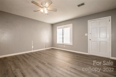 1610 3rd St, Statesville, NC 28677 - photo 5