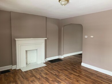 30 N Eureka Ave, Columbus, OH 43204 - photo 2