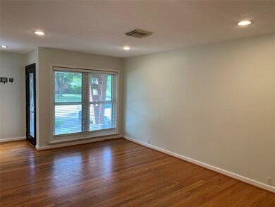 1403 Ansbury Dr, Houston, TX 77018 - photo 2