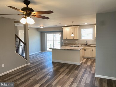 14 Bosworth Ln, Willingboro, NJ 08046 - photo 4