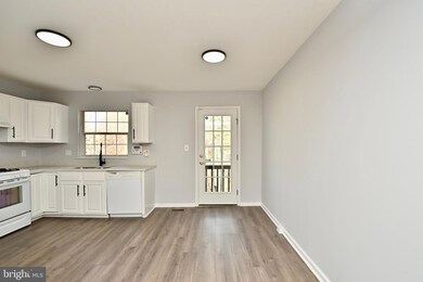 1734 Grover Glen Ct unit 147, Woodbridge, VA 22192 - photo 7