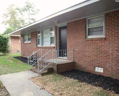 2352 Vine St, Cayce, SC 29033 - photo 3