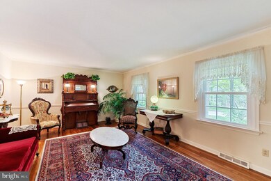 294 S Woodmont Dr, Downingtown, PA 19335 - photo 5