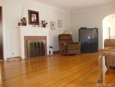 spacious living room