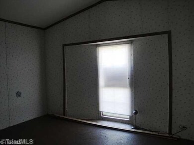 2nd Bedroom.