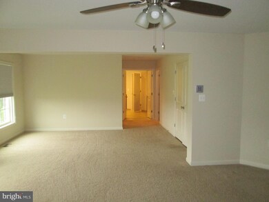 13772 Night Sky Dr, Silver Spring, MD 20906 - photo 7