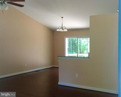 24 Nicholson Dr, Colonial Beach, VA 22443 - photo 5