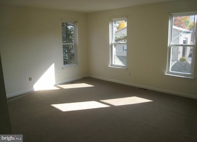 37 W Lakeview Ave, Oaklyn, NJ 08107 - photo 3