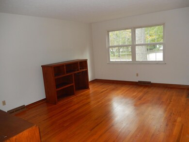 5541 Rockwood Rd, Columbus, OH 43229 - photo 6