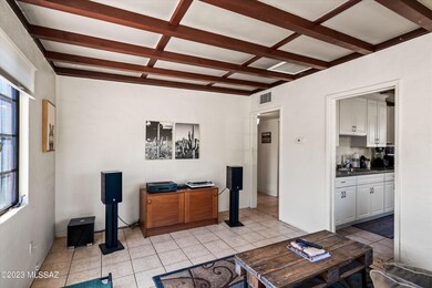 2936 Living Room