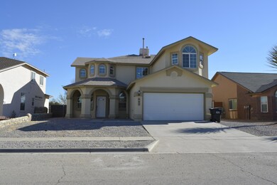 689 Desert Ash Dr, Horizon City, TX 79928 - photo 2