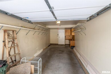 2019 E 38th Street Place unit 1B, Davenport, IA 52807 - photo 4