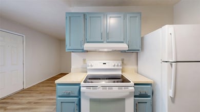 1002 Verde Dr unit A, Bryan, TX 77801 - photo 7