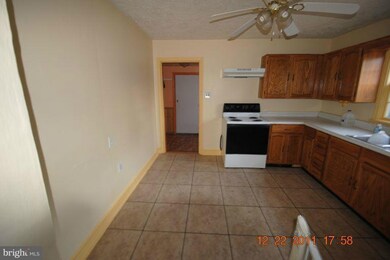 100 Stonewall Dr, Winchester, VA 22602 - photo 2