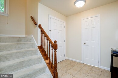 10246 Arizona Cir, Bethesda, MD 20817 - photo 5