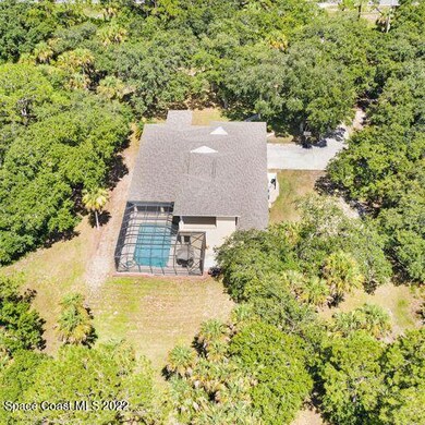 Private Estate On Spacious Wooded Lot!