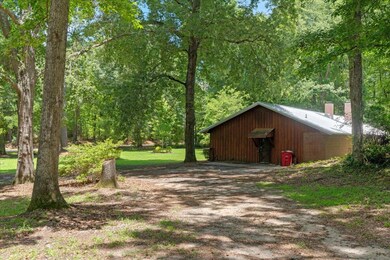 03-Driveway View