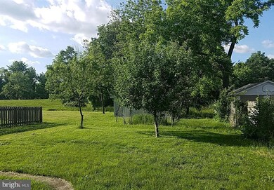 1004 Raynor Ave, Catonsville, MD 21228 - photo 5