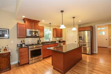 16 Honeycomb Way, Newmarket, NH 03857 - photo 6