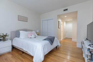 43 St Botolph unit 102, Boston, MA 02116 - photo 7