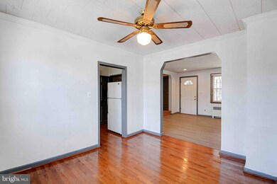 3911 Colchester Rd, Baltimore, MD 21229 - photo 7