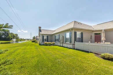 7201 Falls view circle 05