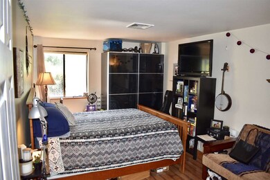 1913 Blackstone Dr unit 13, Nashua, NH 03063 - photo 6