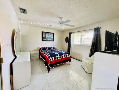 5780 Fernley Dr W unit 1370, West Palm Beach, FL 33415 - photo 6