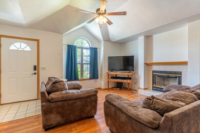 214 Pinehill Ct, Nixa, MO 65714 - photo 5