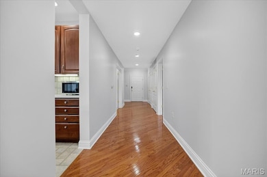 500 N and South Rd unit 103, Saint Louis, MO 63130 - photo 2