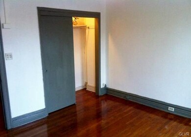 1406 Russell St, Allentown, PA 18102 - photo 5