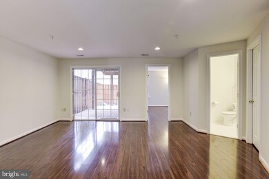 7316 Shady Glen Dr, Columbia, MD 21046 - photo 4