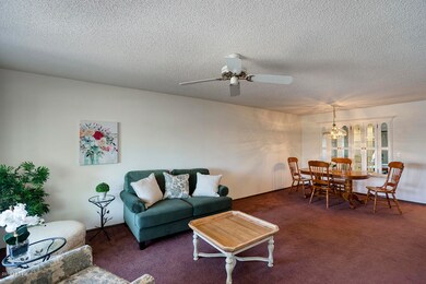 10016 W Oakmont living:dining