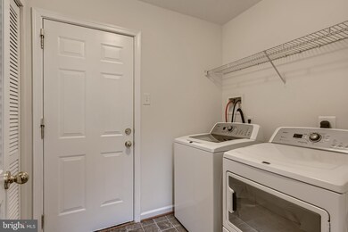 823 Lowe Rd, Middle River, MD 21220 - photo 5