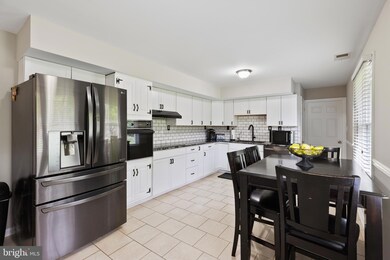 210 E Loudoun Valley Dr, Purcellville, VA 20132 - photo 7