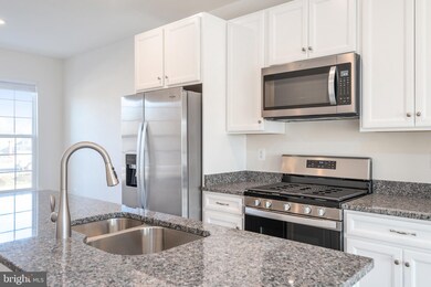 9284 Kos Ln, Manassas, VA 20111 - photo 6