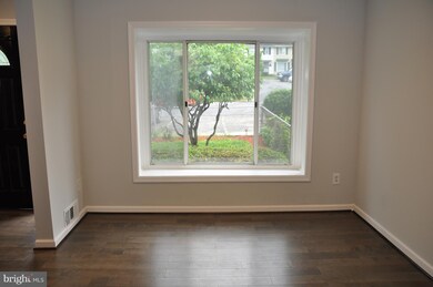 92 Daimler Dr unit 25, Capitol Heights, MD 20743 - photo 5