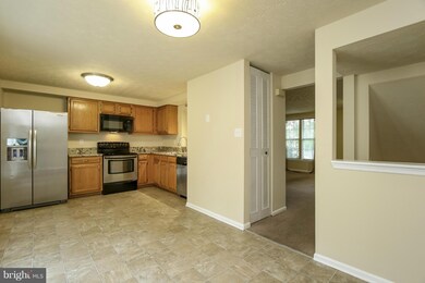 6358 Greenfield Rd, Elkridge, MD 21075 - photo 4