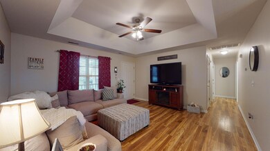 1424-Erik-Pl-Fulton-MO-65251-03182020_14