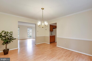 15516 Norman Dr, North Potomac, MD 20878 - photo 6