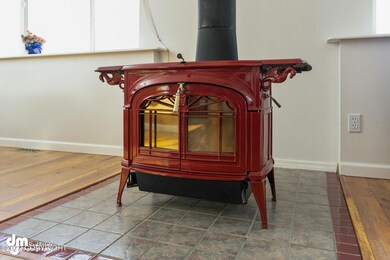 07-Fireplace_ETL6345