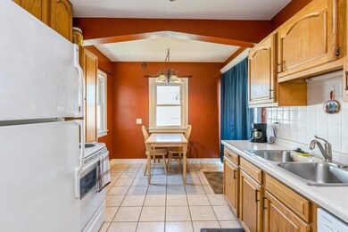 1332 W 35th St, Davenport, IA 52806 - photo 6