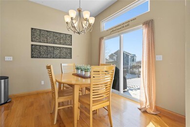 2417 Woodhill Dr SW, Cedar Rapids, IA 52404 - photo 6