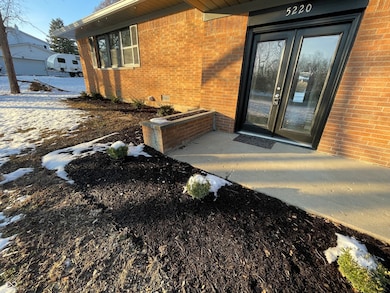 5220 E 46th St, Indianapolis, IN 46226 - photo 2