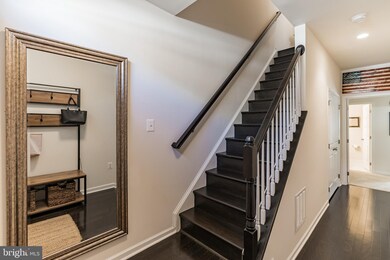 42609 Lisburn Chase Terrace, Chantilly, VA 20152 - photo 4