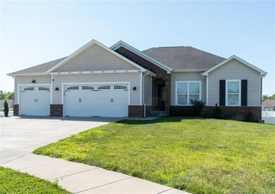 7204 Sunnybrook Ct, Charlestown, IN 47111 - photo 2