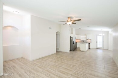 11609 Norman Montion St, Socorro, TX 79927 - photo 6